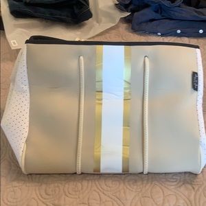 Neoprene tote bag. Excellent condition.